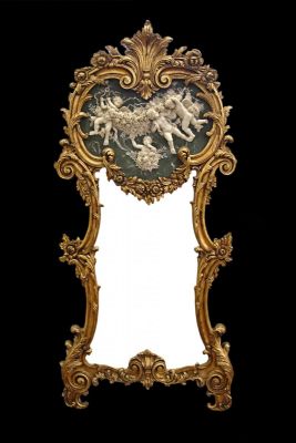 Spiegel mit Relief Barock
