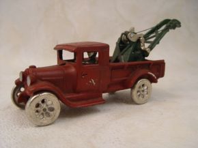 Red Tow Truck - Abschleppauto