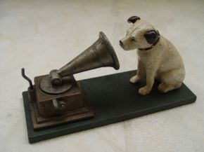 Hund Grammophon