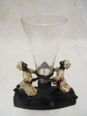 Vase Blumenvase "Vassal carrying"