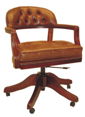 Chesterfield Drehstuhl Court