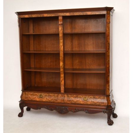 Offenes antikes Bücherregal Bookcase