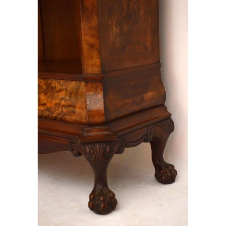 Offenes antikes Bücherregal Bookcase