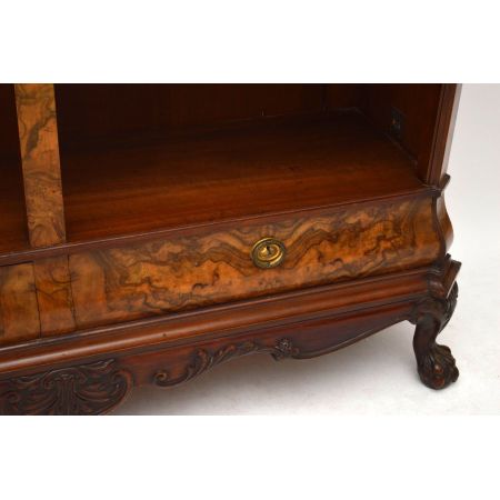 Offenes antikes Bücherregal Bookcase