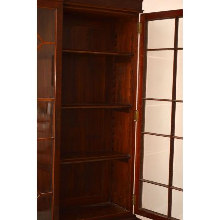 Antikes Mahagoni Breakfront Bücherschrank