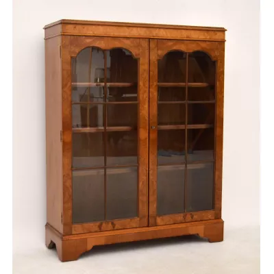 Antiker zweitüriger Bücherschrank Book Case