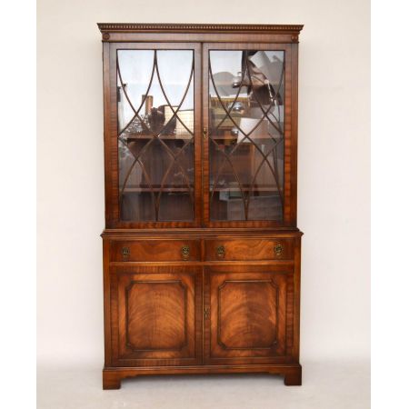 massiver Mahagoni Bücherschrank, Georgian Style Bookcase, Vitrinenschrank