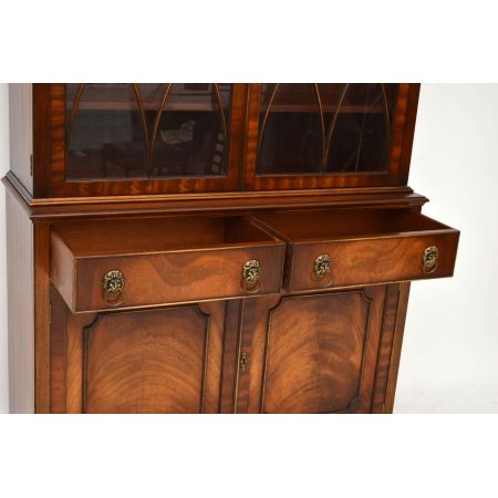 massiver Mahagoni Bücherschrank, Georgian Style Bookcase, Vitrinenschrank