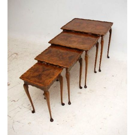 4 Antike Queen Anne Beistelltischchen