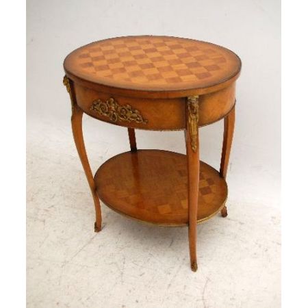 Antiker französischer Beistelltisch 