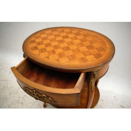 Antiker französischer Beistelltisch 