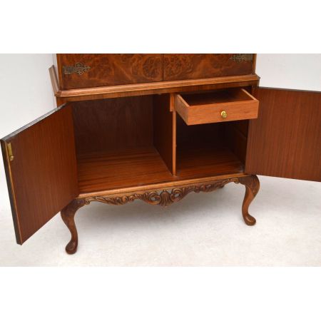 Queen Ann Cabinet Schrank