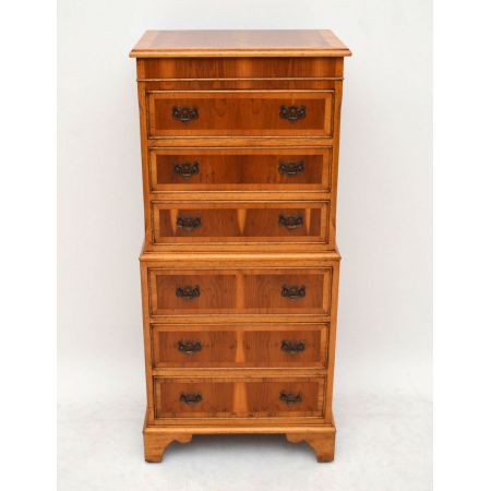 Antike Eibenholz Kommode Chest on Chest