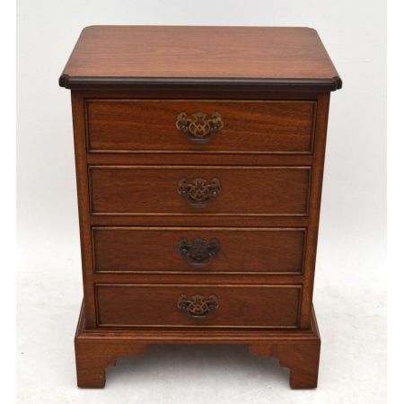 Kommode Nachtschränkchen antike aus Eibenholz