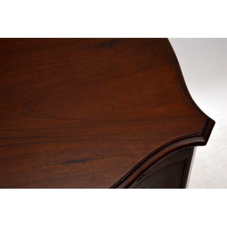 Kleine Kommode antik