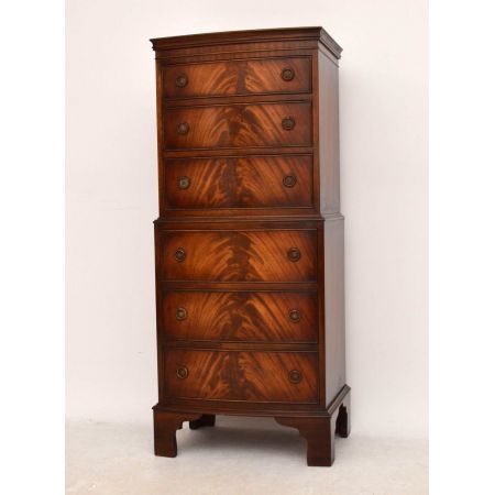 Flame Mahogany Chest on Chest Kommode