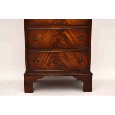 Flame Mahogany Chest on Chest Kommode