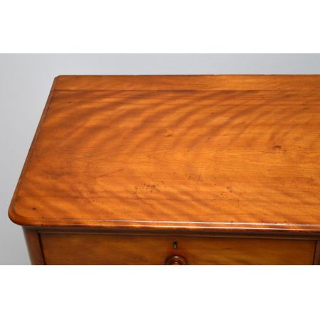 Victorian Satin Birch Kommode
