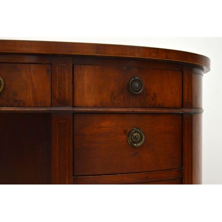 Antiker ovaler Schreibtisch desk