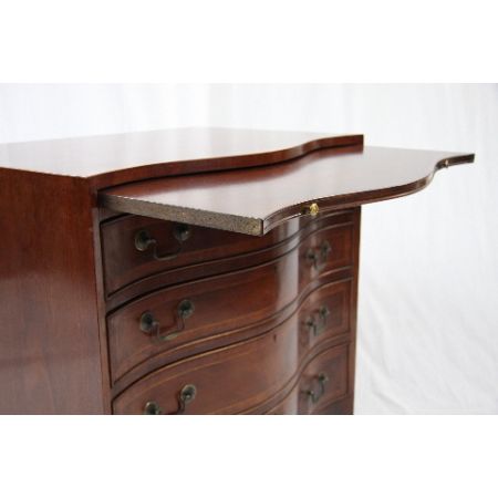 Serpentine Chest "The Wave"