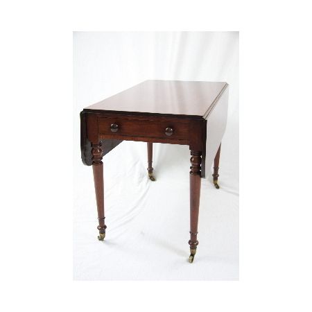 Antiker Tisch / Pemborke Table