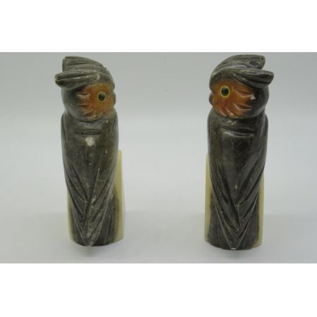 Original antikes Paar Marmorfiguren aus Frankreich: kauzige Eulen