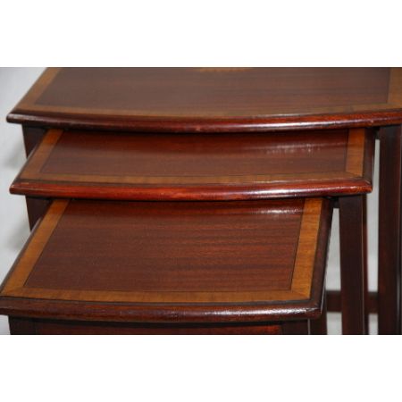 Nest os Tables Edwardian