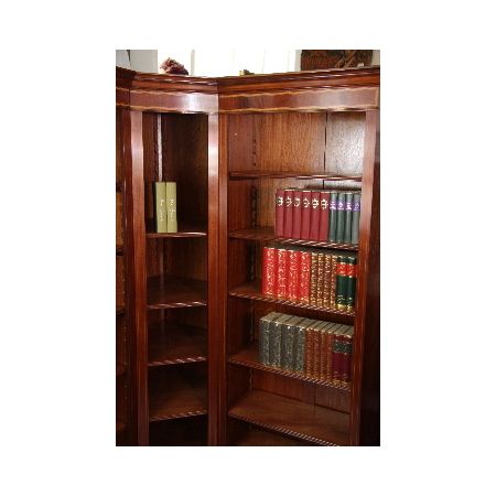 "Eckbücherschrank Anfertigung" in Mahagoni - ebenfalls in Eibe erhältlich