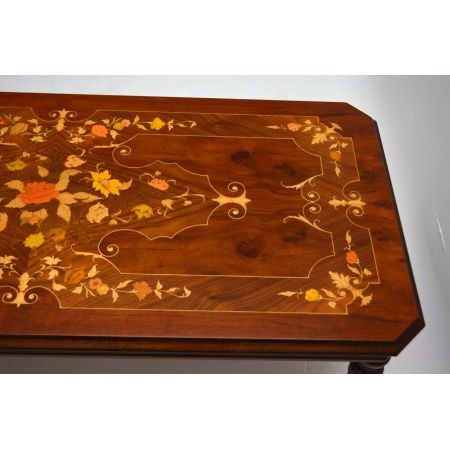 Antiker Intarsien-Kaffeetisch "French Style"