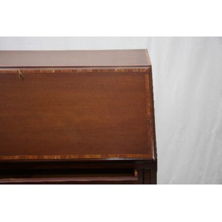 Mahagonisekretär mit 4 großen Schubladen