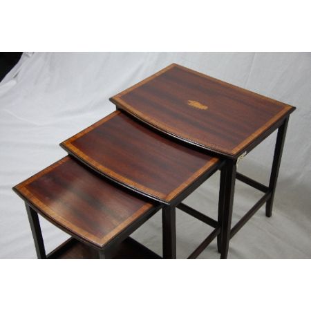 Nest Satztische 3er Set Edwardianischer Tisch