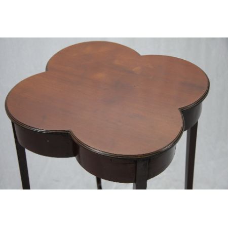 Kleeblatt-Tisch Victorianisch