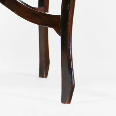 Massiver Mahagonitisch mit Platte in Blattform aus England