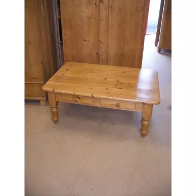 praktischer Wohnzimmertisch