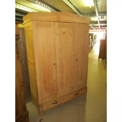 großer Weichholz Schrank Kleiderschrank