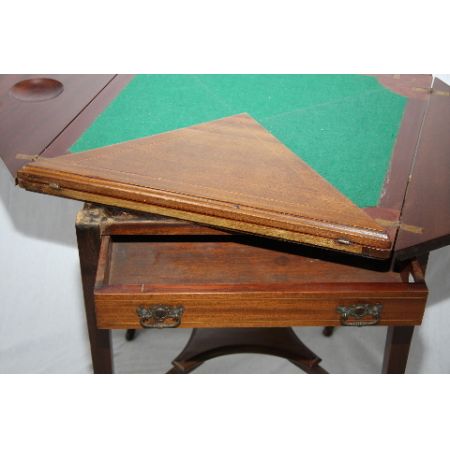 Antiker Tisch / Cardtable envelope form Edwardianisch