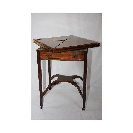 Antiker Tisch / Cardtable envelope form Edwardianisch