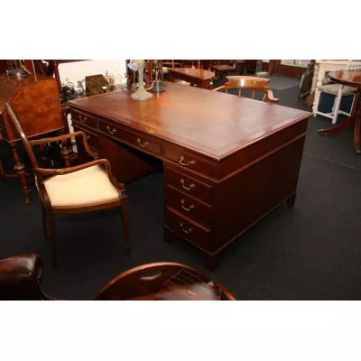 Pedastal Desk Partners Original mit 18 Schubladen