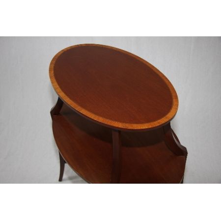 Tisch / Edwardian Occasional Table mit zwei Ebenen