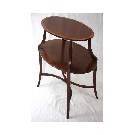 Tisch / Edwardian Occasional Table mit zwei Ebenen