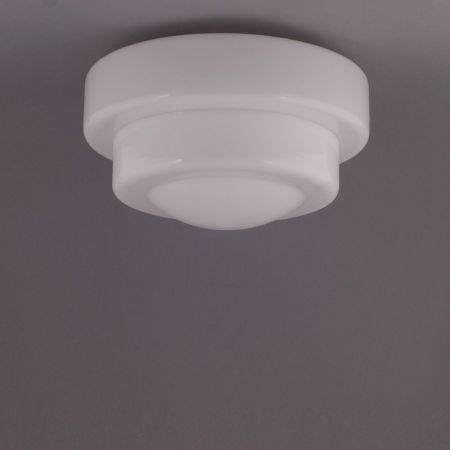 Deckenlampe Semi-Round Stepped Globe Deckenplatte Kantig  in Messing