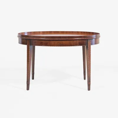 Englischer Sofatisch