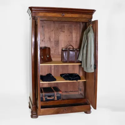 Kleiderschrank Antik aus Nussbaum – Louis Philippe um 1840