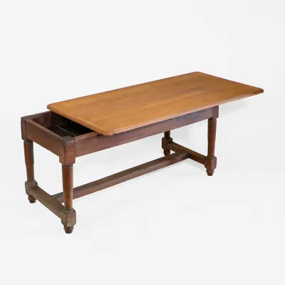 Antiker Landhaustisch aus massiver Eiche, England, 19. Jh.