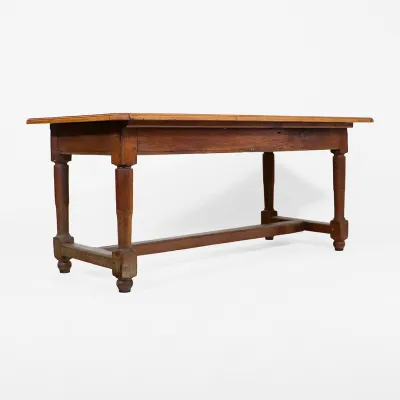Antiker Landhaustisch aus massiver Eiche, England, 19. Jh.