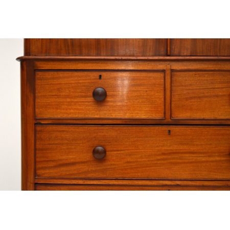 Antiker Classic Victorian Mahogany Linen Press