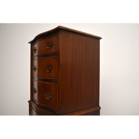 Antiker Georgean Style Mahagoni Schrank