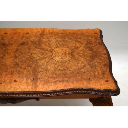 Antiker Burr Walnuss Couchtisch