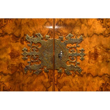 Antique Burr Walnuss Cocktail Getränke Schrank Vorratsschrank