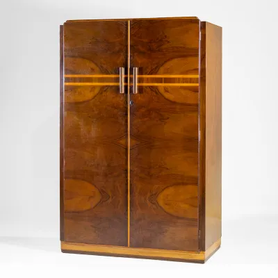 Art-déco-Kleiderschrank aus Nussbaum mit gemaserter Front